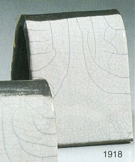 Rakuglasur Chinchilla (1918)