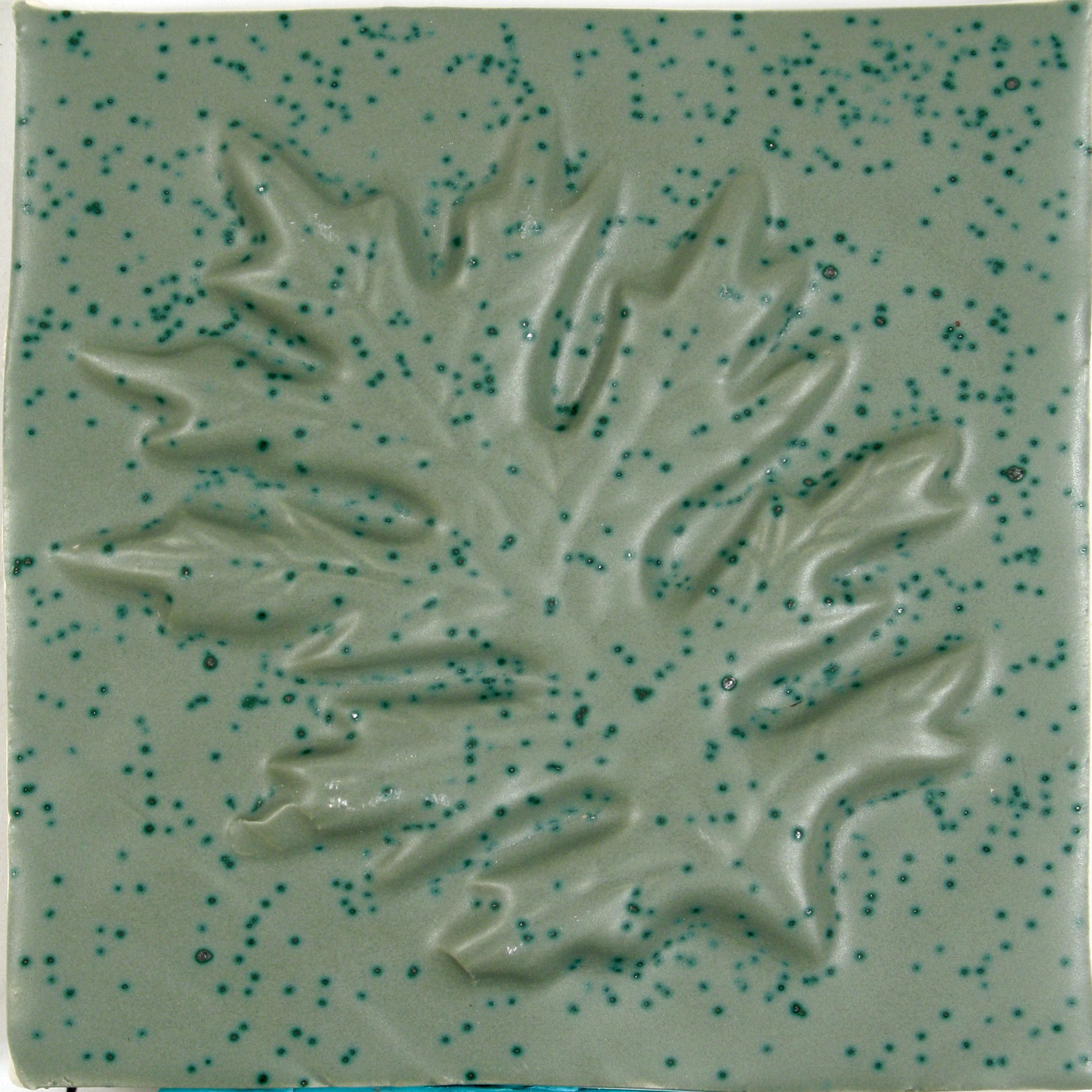 LT-16 GREEN STONE