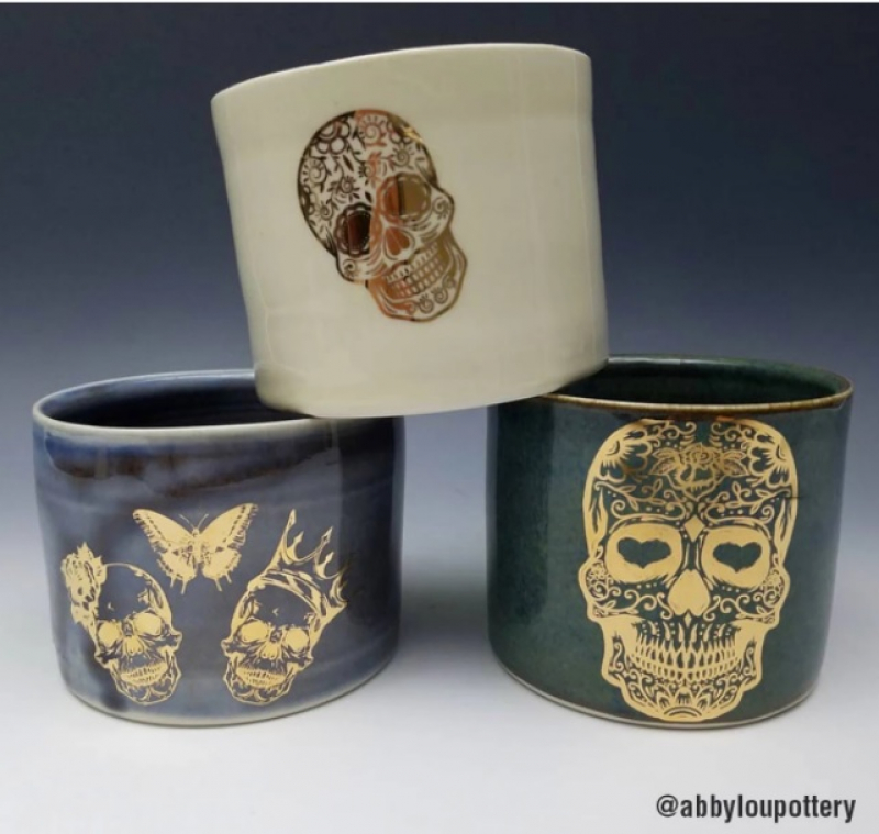 Gold Skull King & Queen Decal